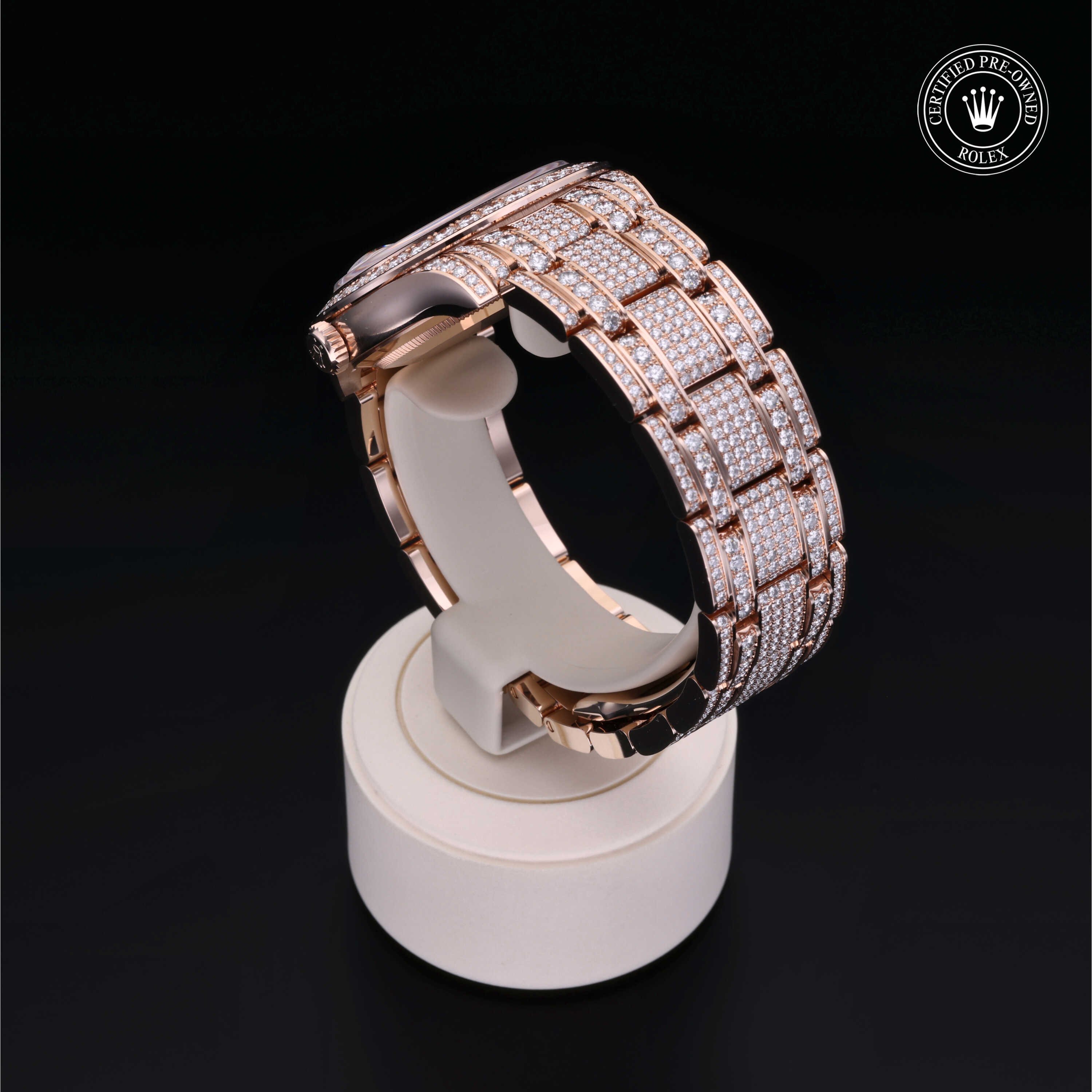 Oyster Perpetual Pearlmaster 39