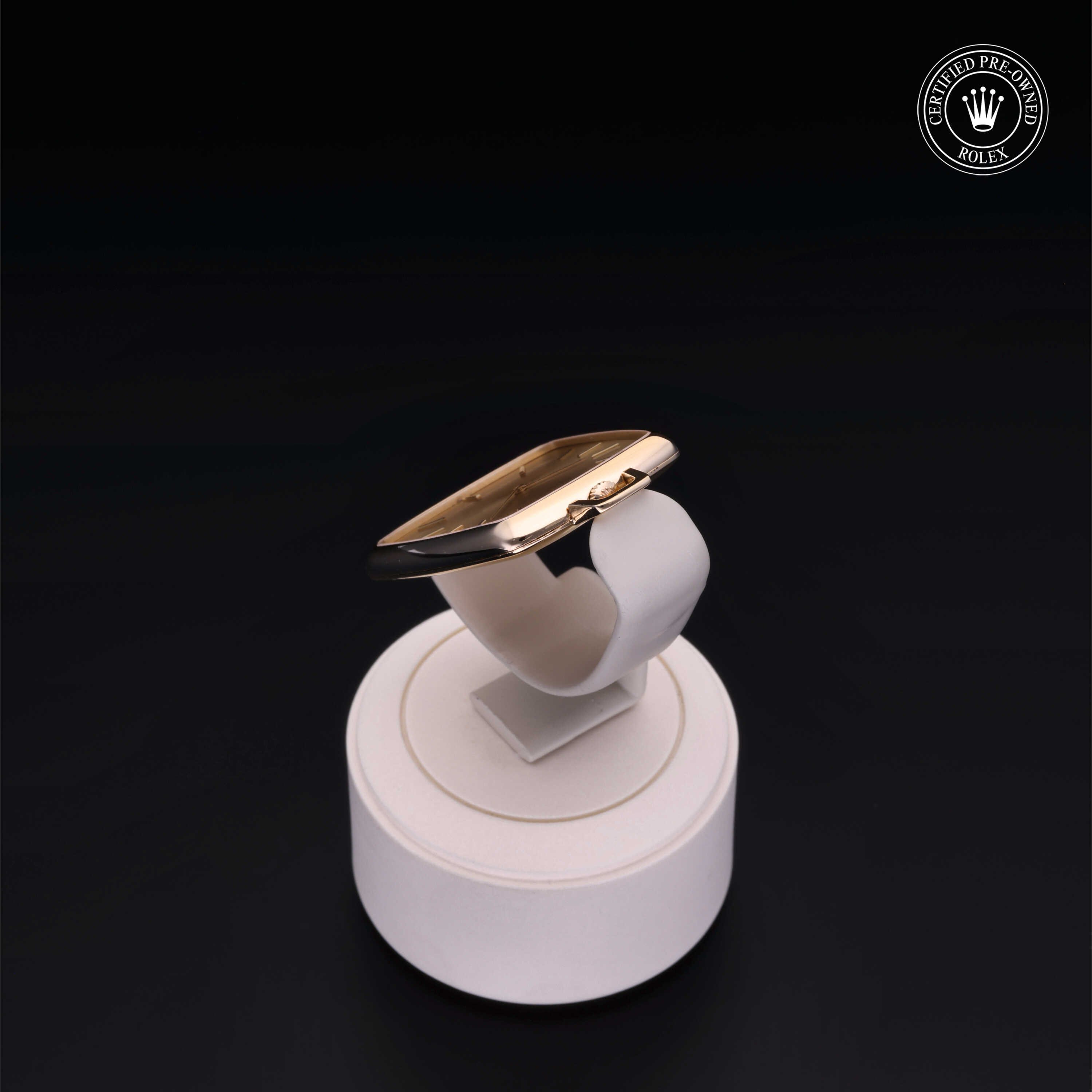 Cellini Classic Pocket 31