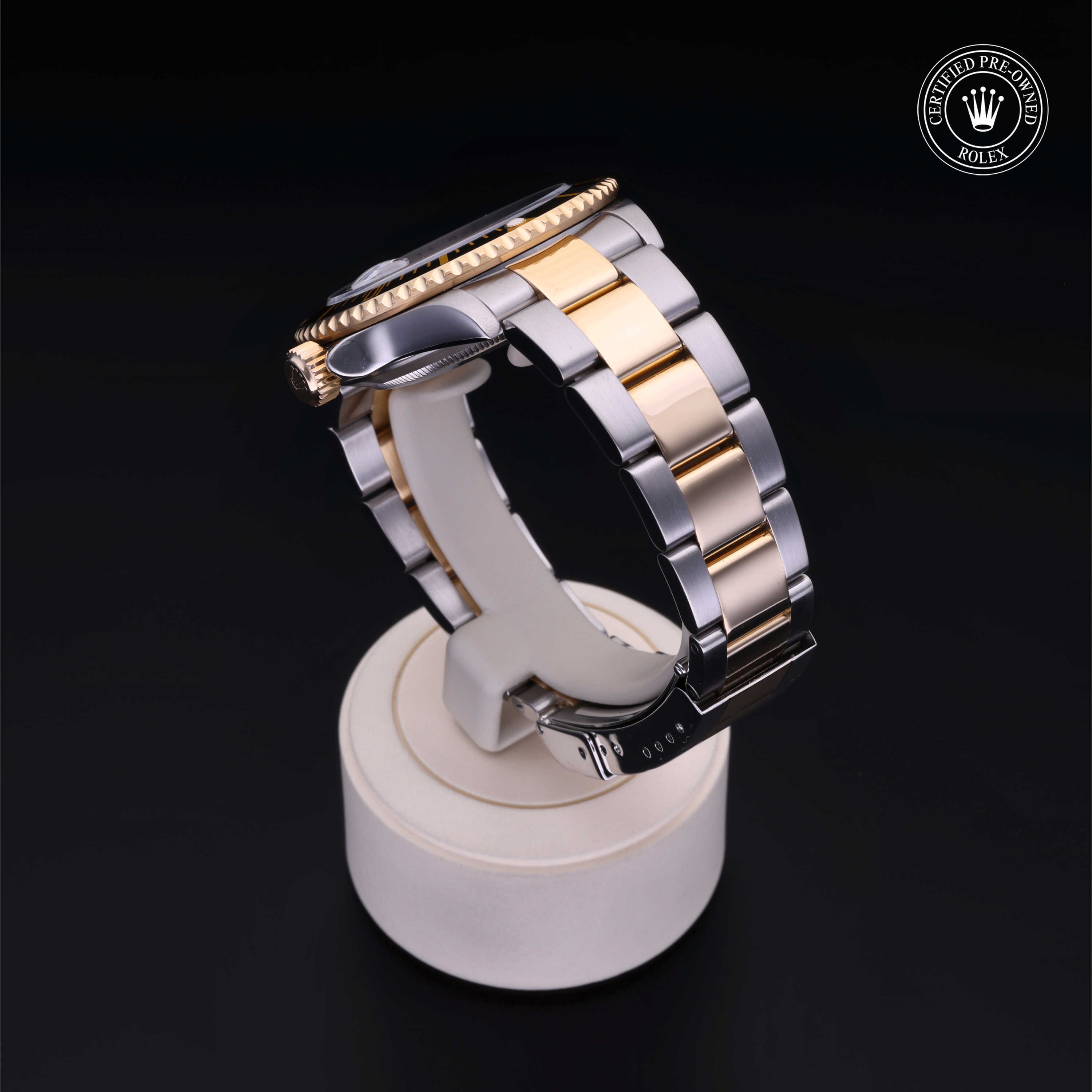 Oyster Perpetual Submariner Date