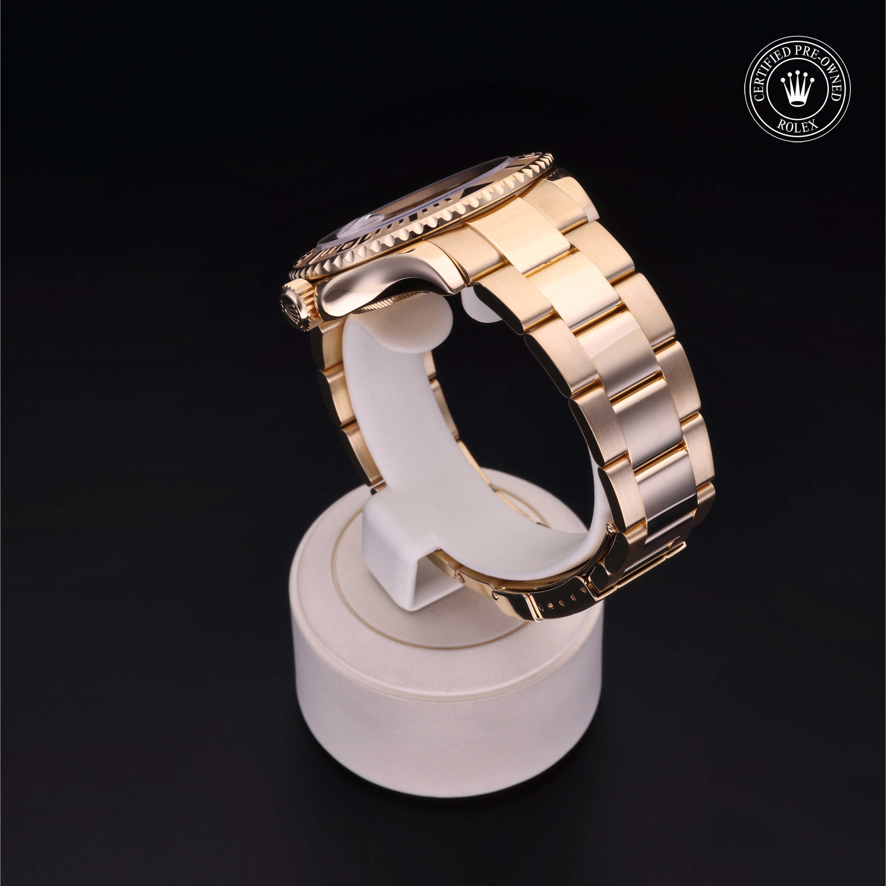 Oyster Perpetual Yacht-Master 40