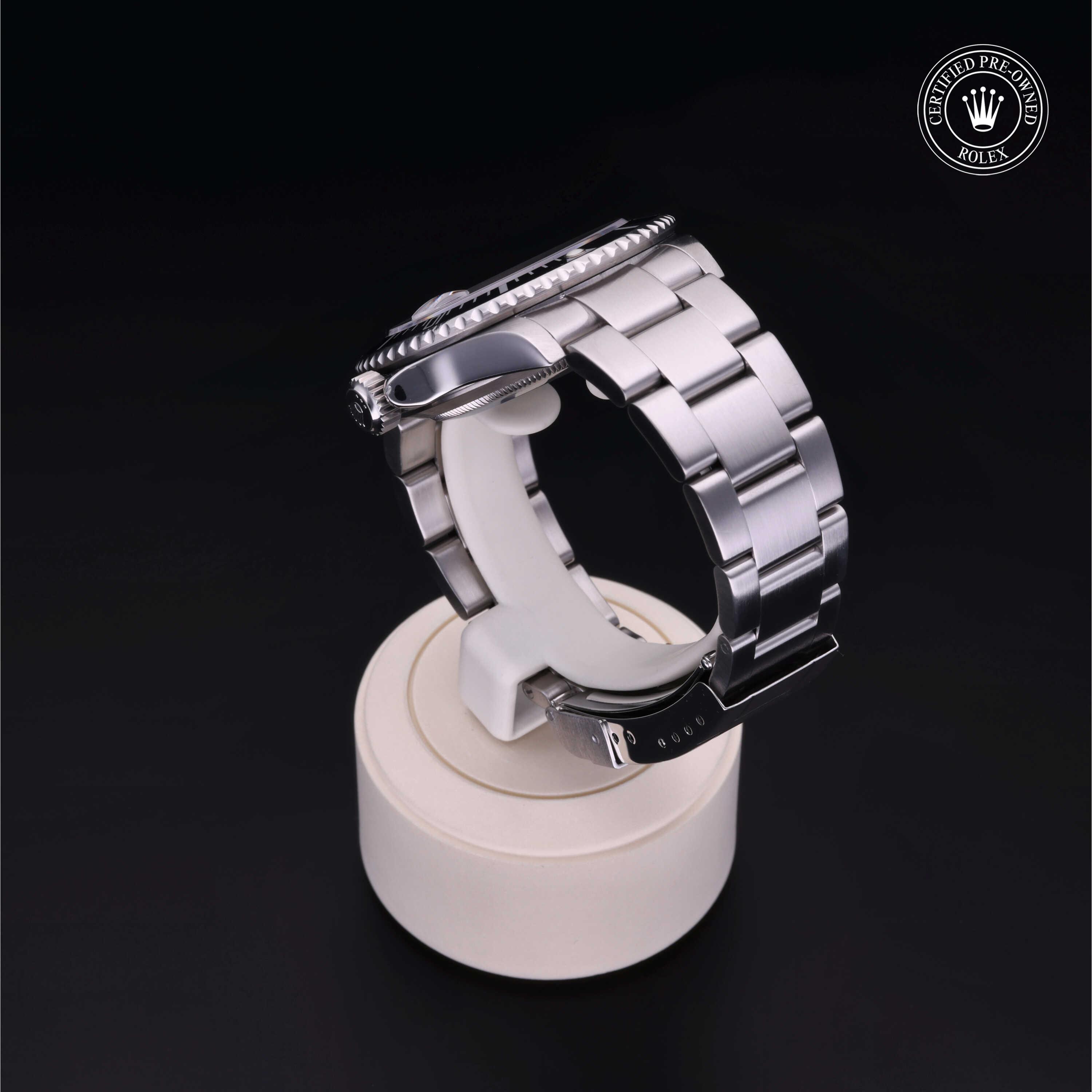 Oyster Perpetual Submariner Date