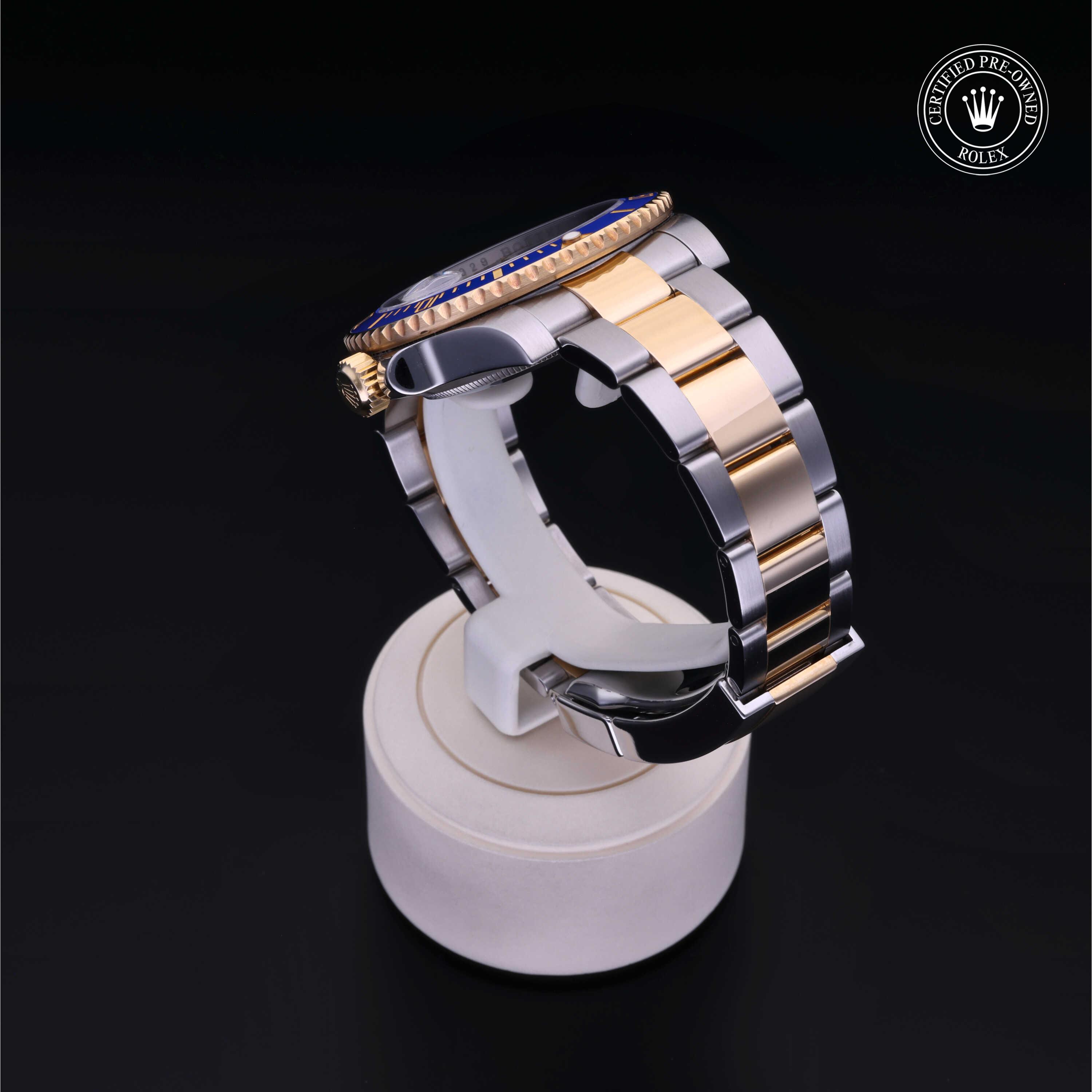 Oyster Perpetual Submariner Date