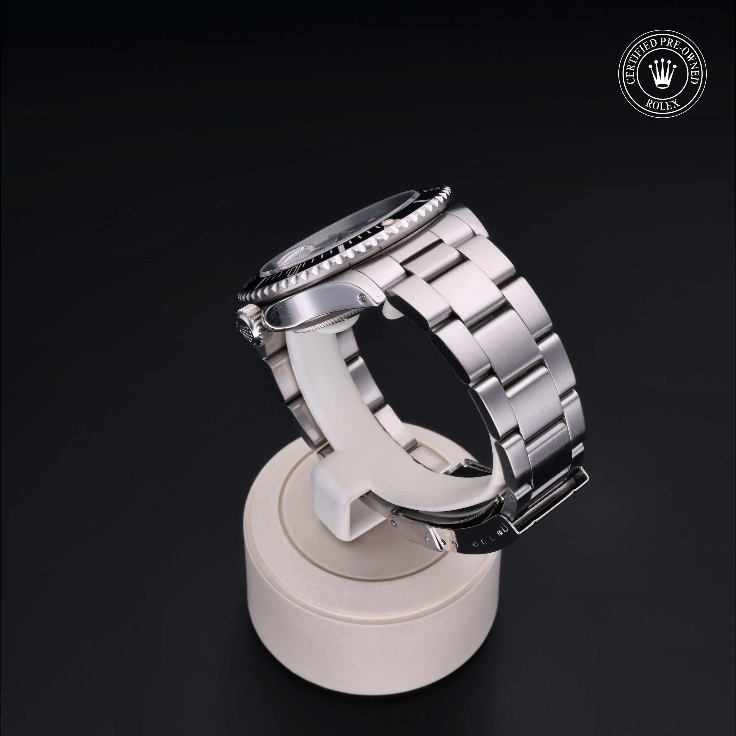 Oyster Perpetual Submariner Date