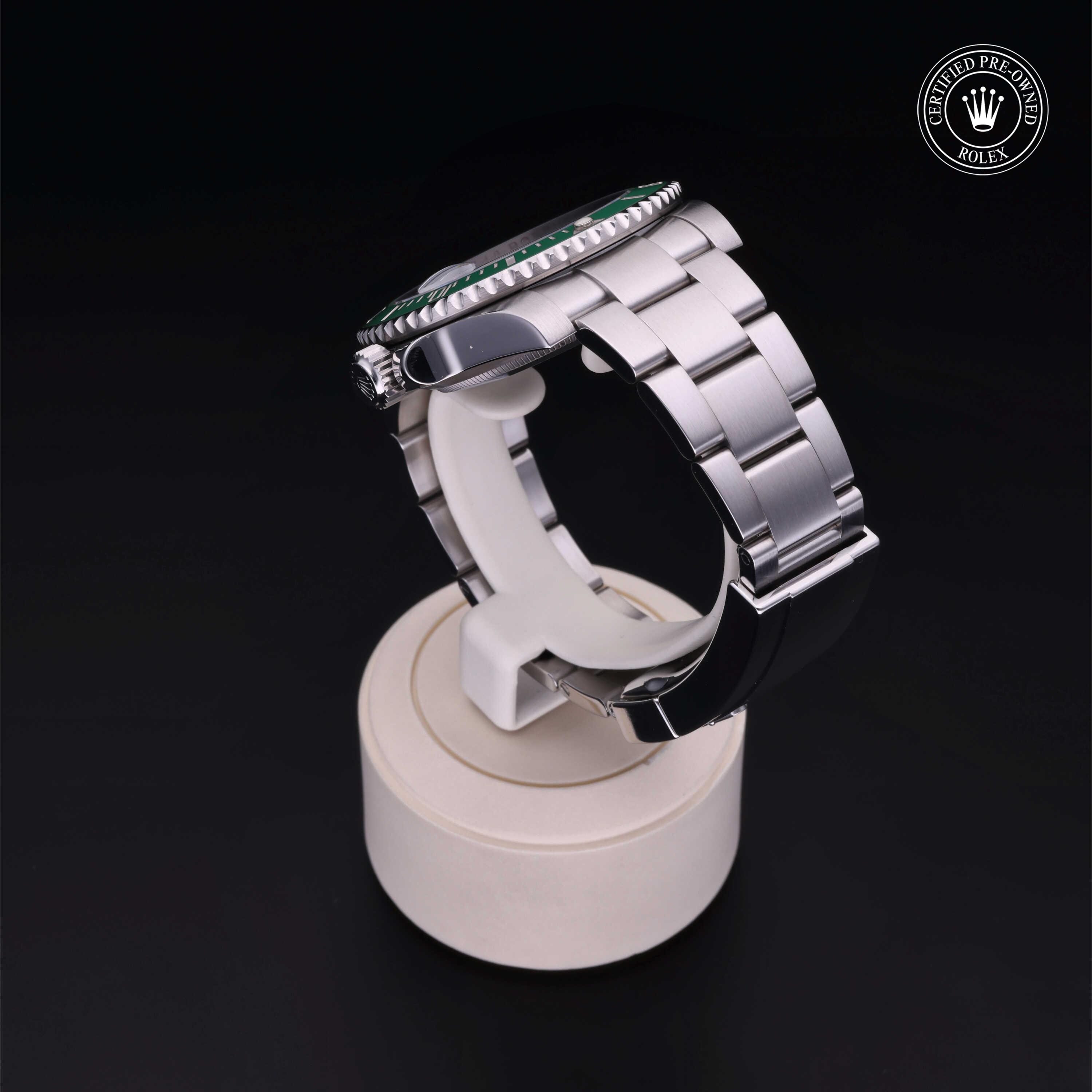Oyster Perpetual Submariner Date