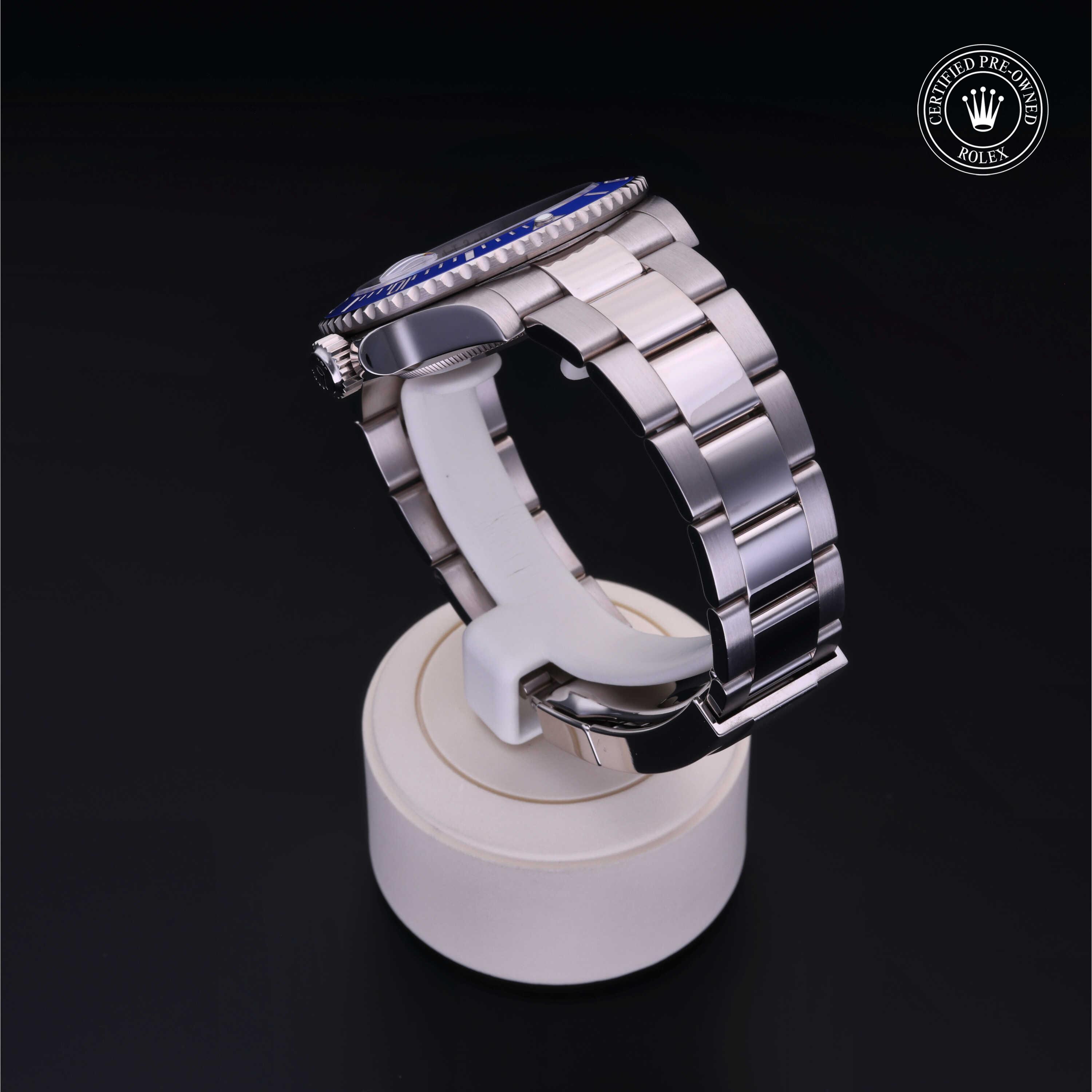 Oyster Perpetual Submariner Date