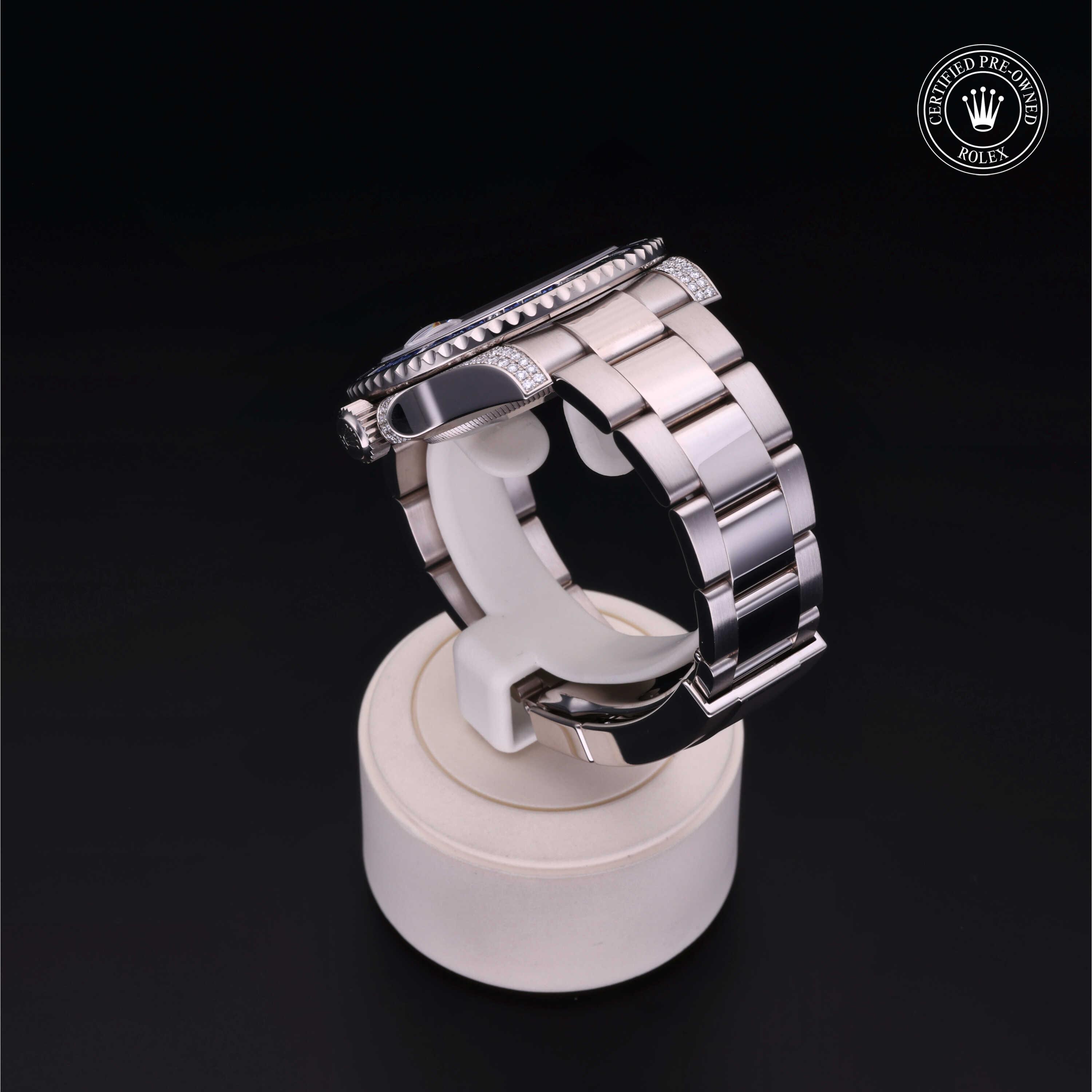 Oyster Perpetual Submariner Date