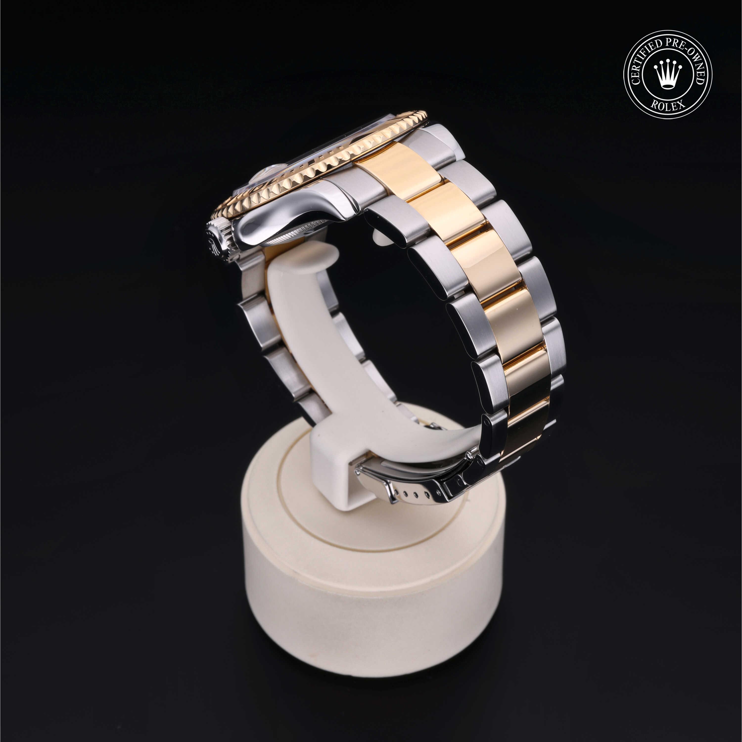 Oyster Perpetual Yacht-Master 40