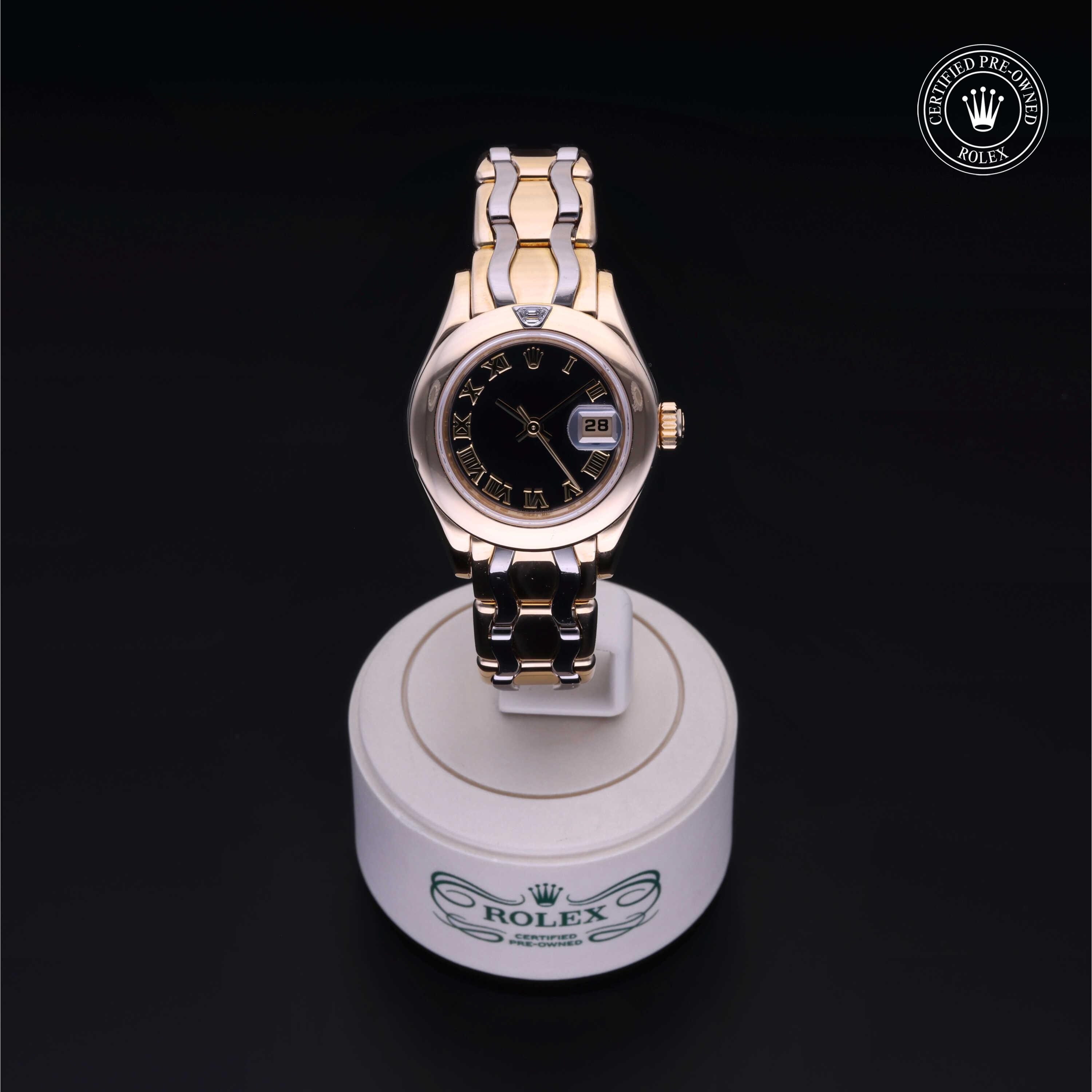 Oyster Perpetual Pearlmaster 29