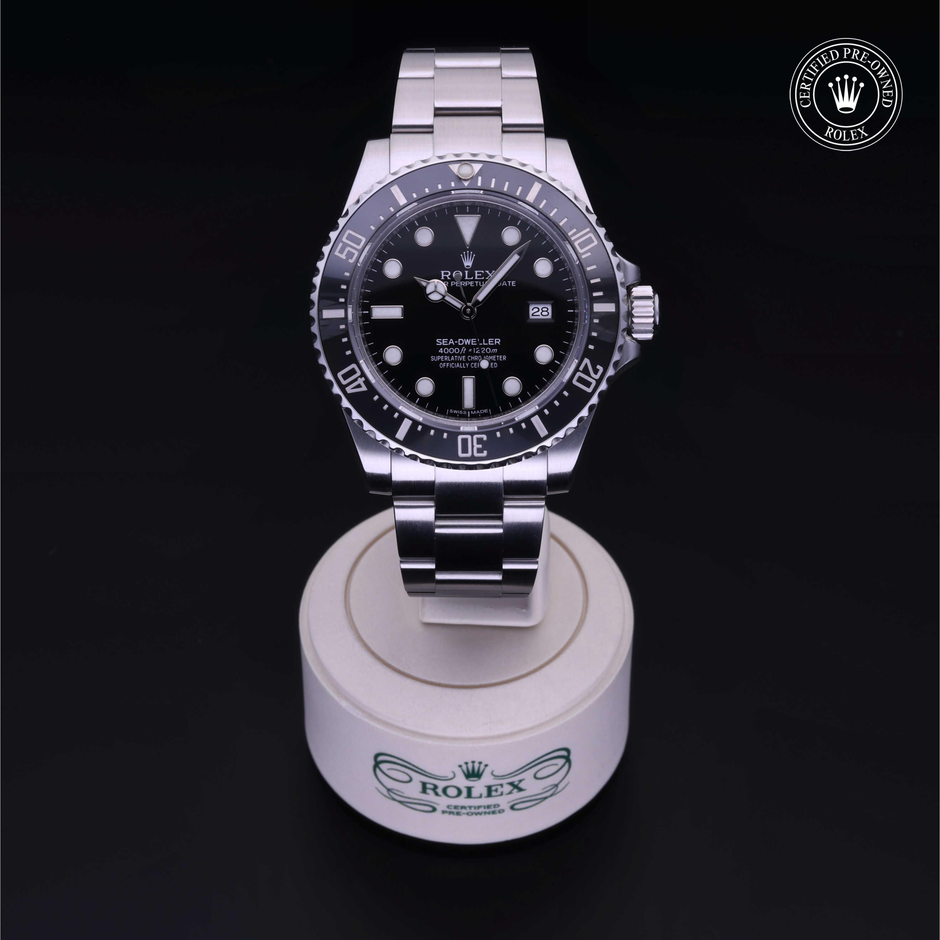 Oyster Perpetual Sea-Dweller 4000 alternate view 2