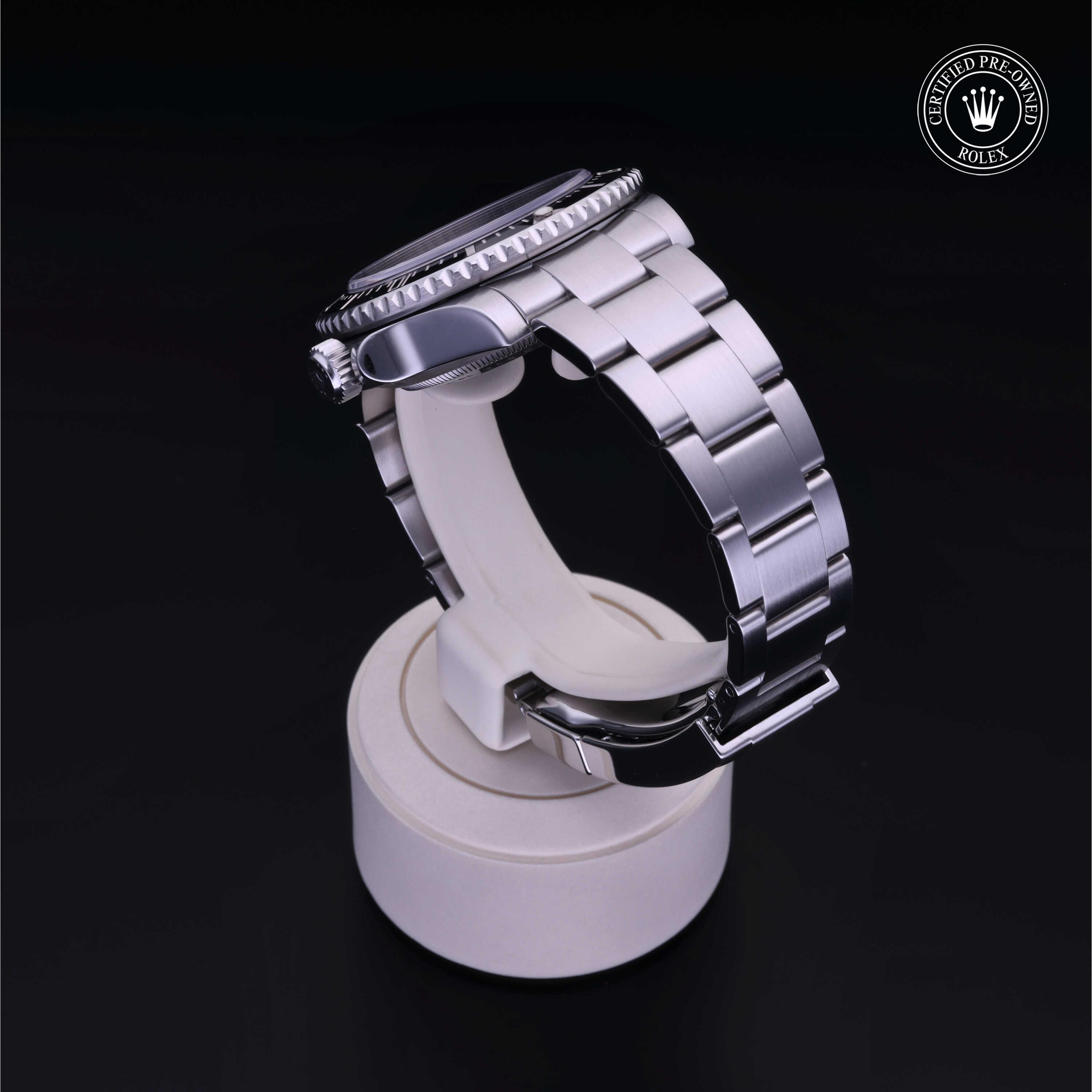 Oyster Perpetual Sea-Dweller 4000 alternate view 4