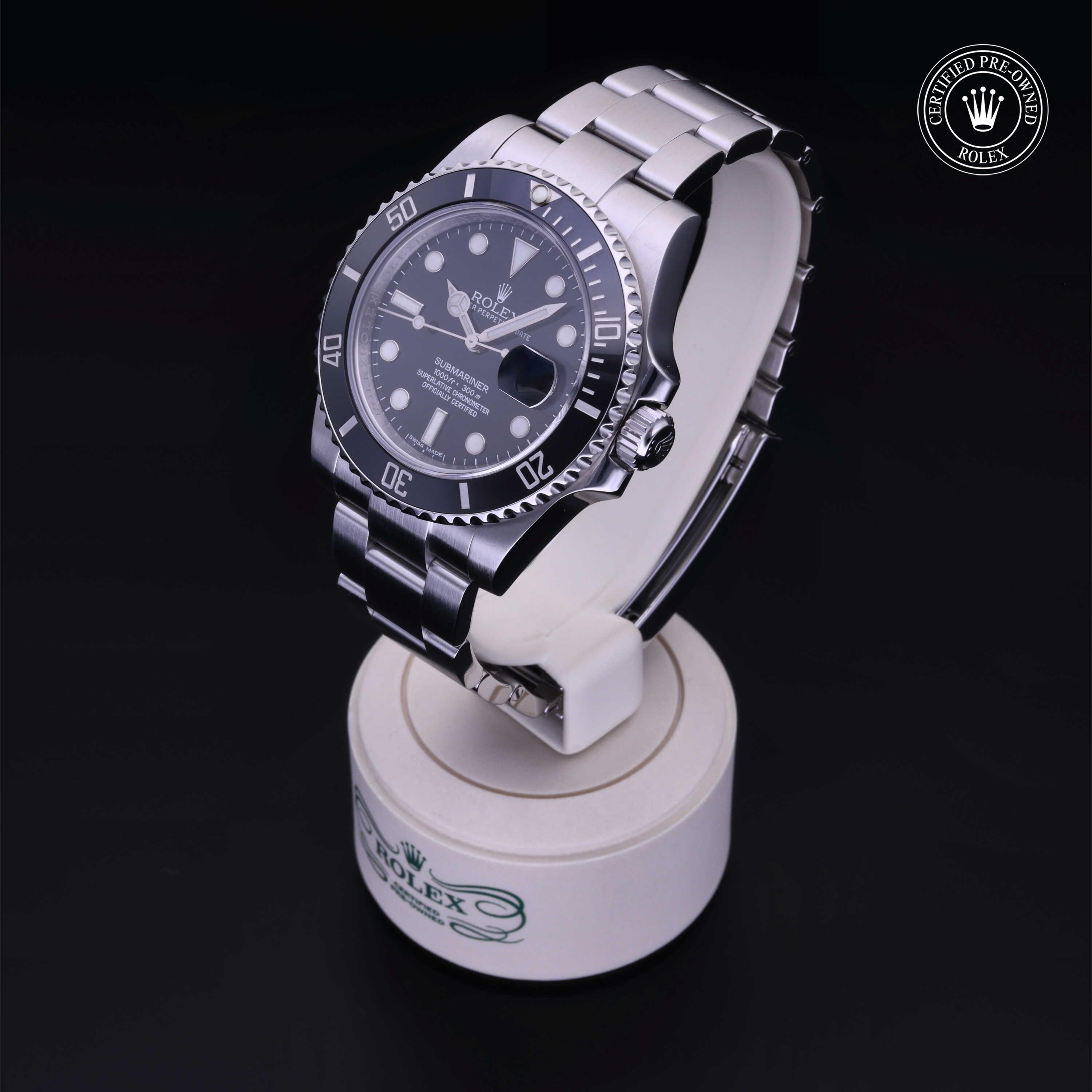 Oyster Perpetual Submariner Date alternate view 3