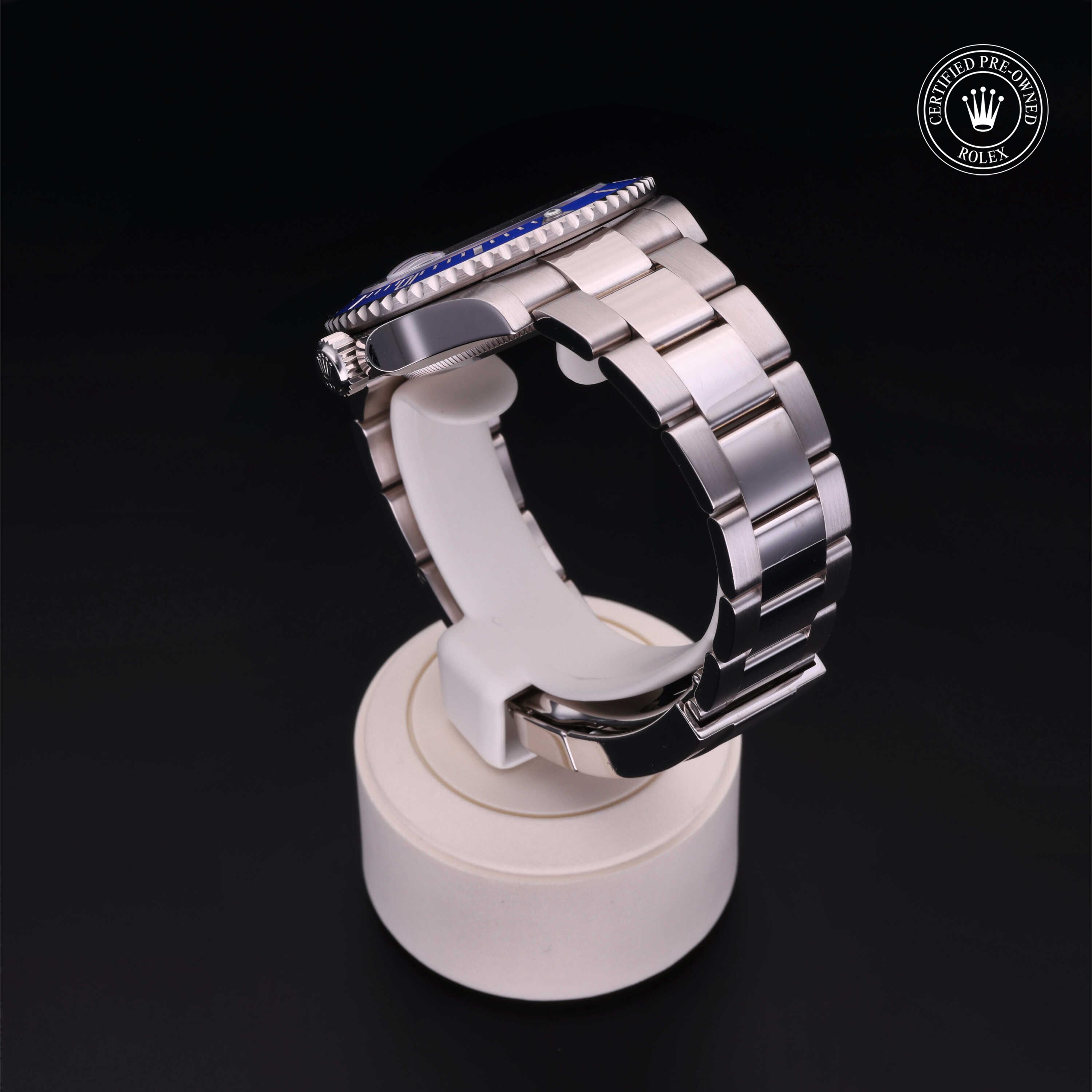 Oyster Perpetual Submariner Date